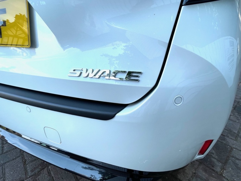 Swace 1.8 Hybrid SZ5 CVT Auto