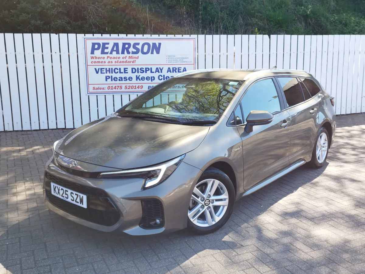 Suzuki Swace 1.8 Ultra CVT Auto .