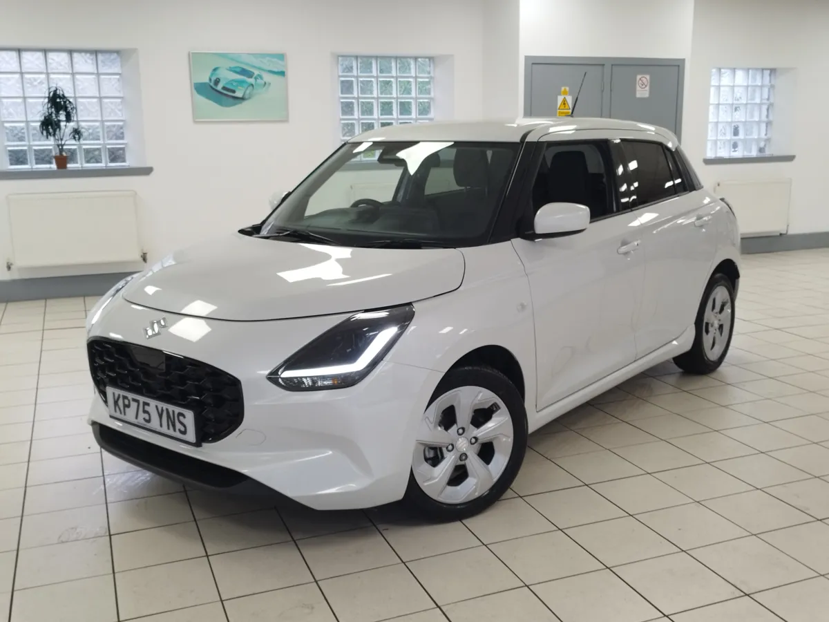 Suzuki Swift 1.2 Motion CVT Auto .